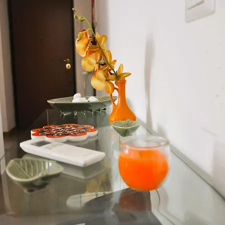 Orange Doria Al Vaticano