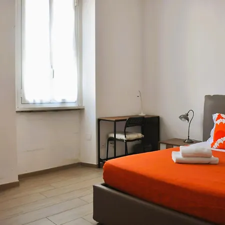 Orange Doria Al Vaticano * רומא
